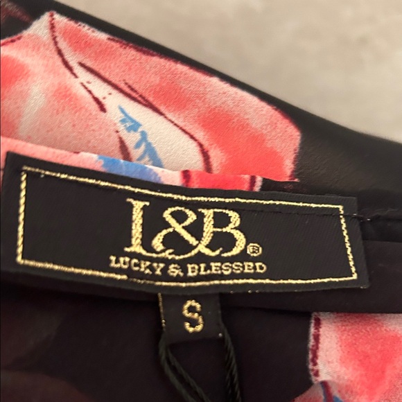 NWT⭐️LIP PRINT KIMONO Black💋LUCKY & BLESSED 3/4 Sleeves Size Small - Picture 9 of 11